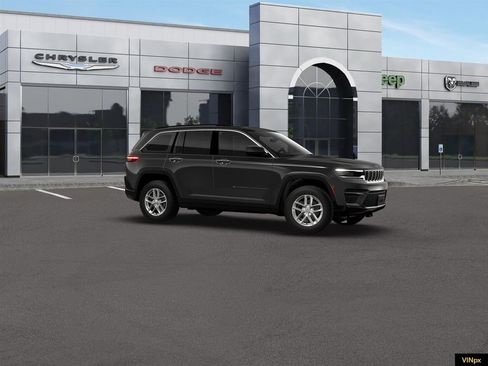 New 2026 Jeep Grand Cherokee Laredo X image 10