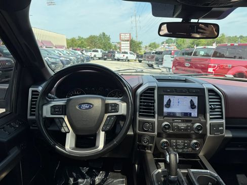 Used 2020 Ford F150 Platinum w/ Technology Package AWD/4WD image 13