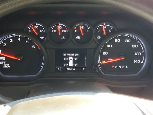 Certified 2023 Chevrolet Silverado 1500 Custom image 21