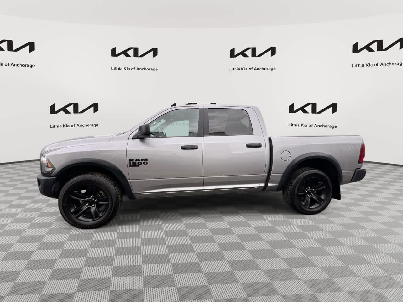 Used 2024 RAM 1500 Warlock AWD/4WD image 1
