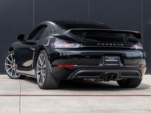 Used 2018 Porsche 718 Cayman S w/ Sport Chrono Package image 3