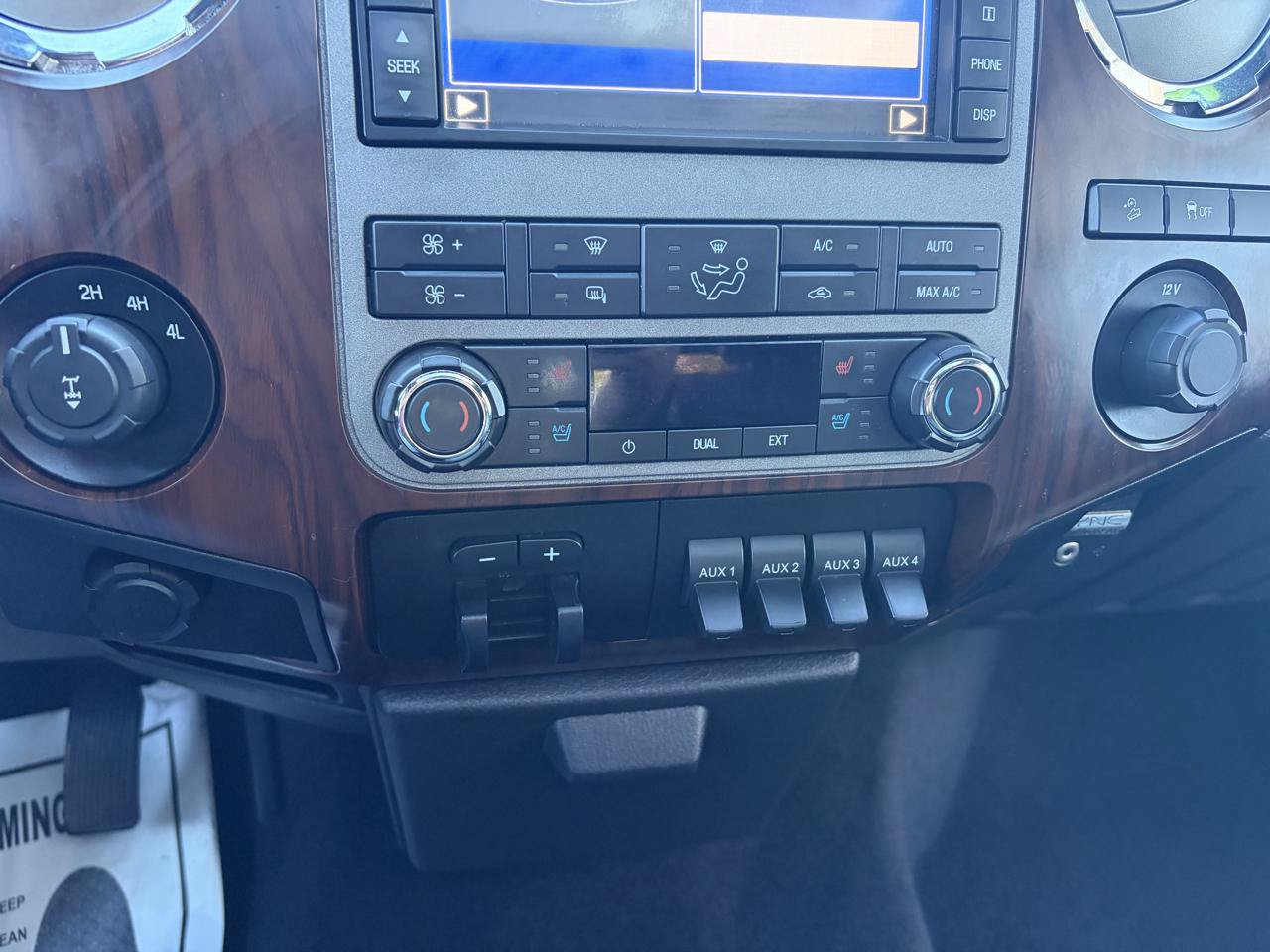 Used 2011 Ford F350 Lariat w/ Lariat Ultimate Pkg AWD/4WD image 24