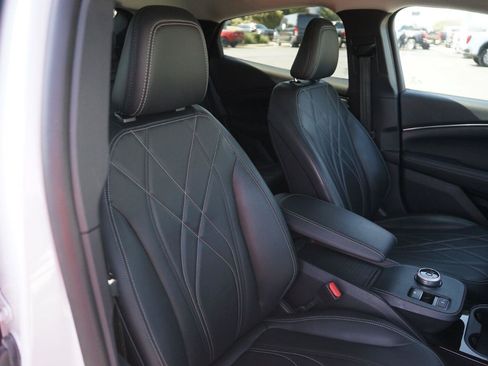 Used 2023 Ford Mustang Mach-E Select RWD image 19