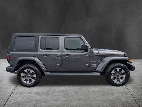 Used 2023 Jeep Wrangler Unlimited Sahara AWD/4WD image 4