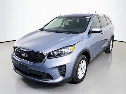 Used 2020 Kia Sorento L image 4