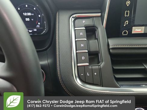 Used 2024 GMC Yukon XL AT4 w/ AT4 Premium Package image 27