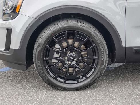 Certified 2022 Kia Telluride SX w/ SX Prestige Package AWD/4WD image 9
