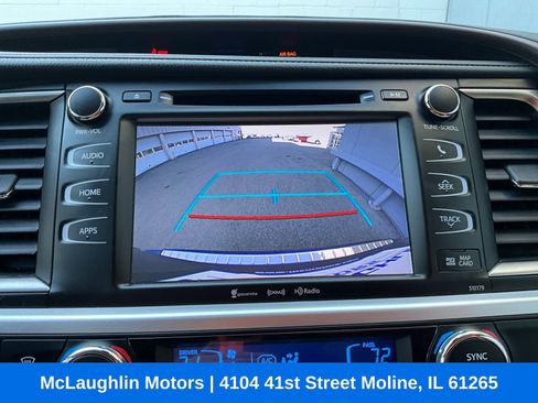 Used 2017 Toyota Highlander XLE image 7