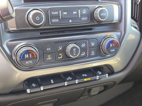 Used 2017 Chevrolet Silverado 1500 LT w/ All Star Edition AWD/4WD image 25