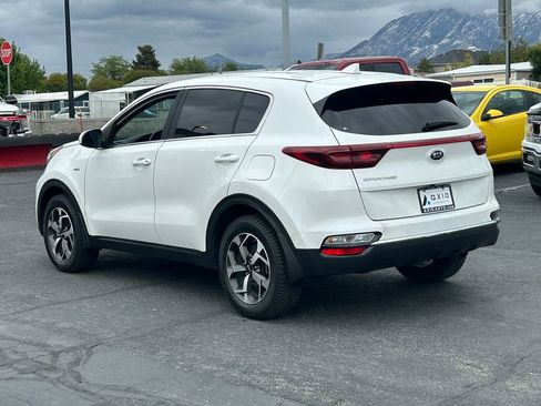 Used 2022 Kia Sportage LX AWD/4WD image 6