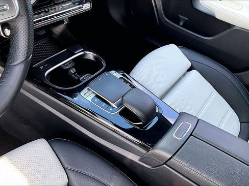 Used 2020 Mercedes-Benz A 220 A 220 image 17