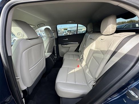 Used 2019 Cadillac XT4 Luxury w/ Cold Weather Package image 22