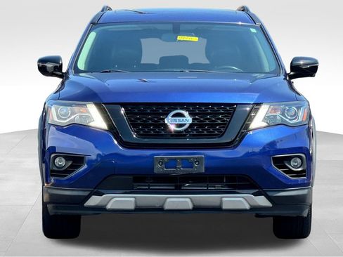 Used 2019 Nissan Pathfinder SL AWD/4WD image 2