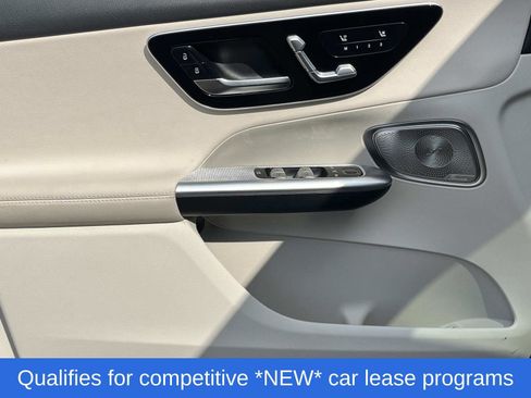 Used 2025 Mercedes-Benz GLC 300 GLC 300 image 18