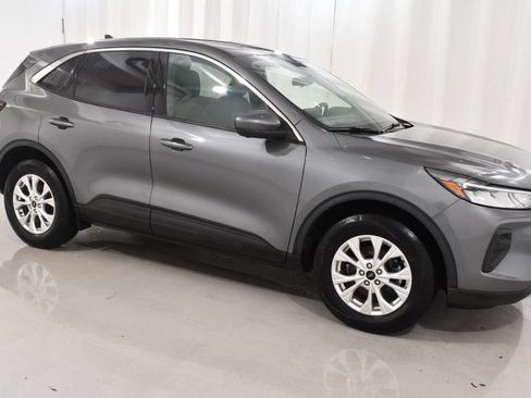 Used 2023 Ford Escape Active w/ Tech Pack #2 AWD/4WD image 5