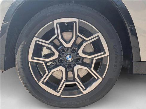 Used 2025 BMW X1 xDrive28i w/ Technology Package image 10