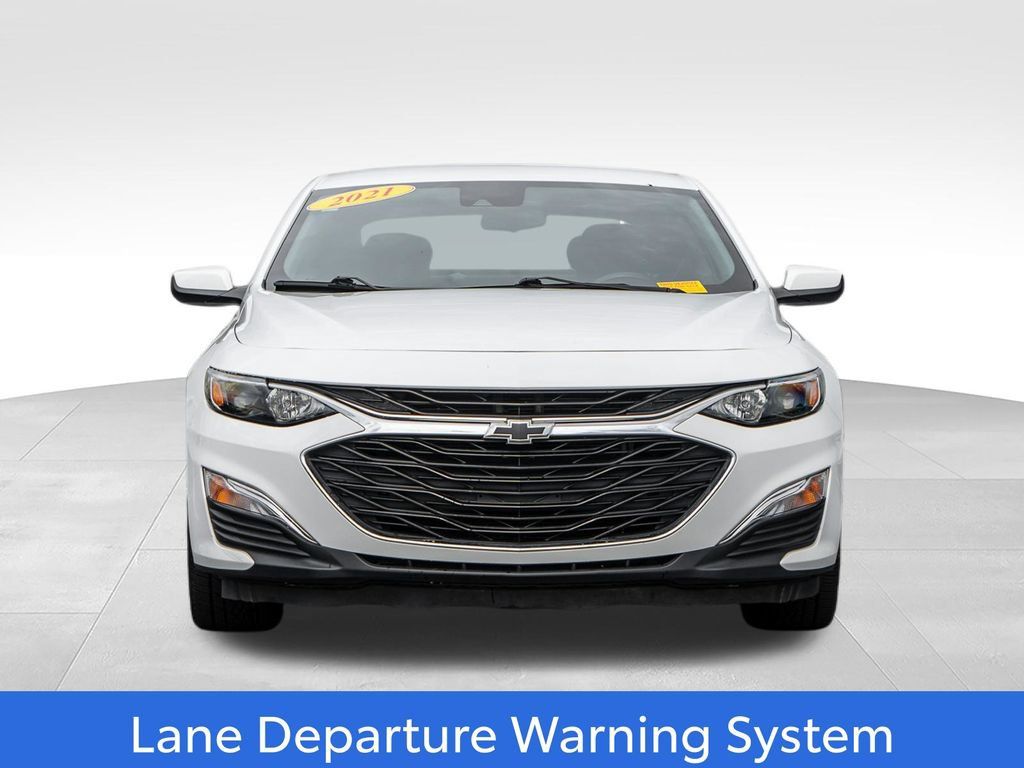 Used 2021 Chevrolet Malibu RS FWD image 2