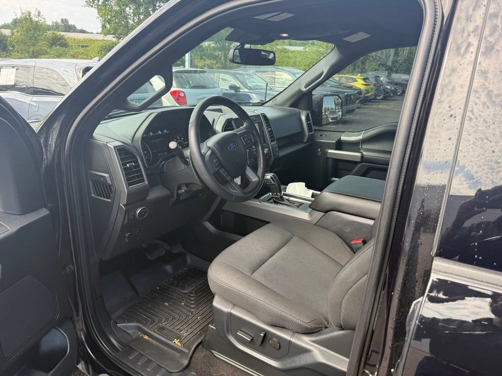 Used 2020 Ford F150 XLT w/ Equipment Group 302A Luxury AWD/4WD image 8