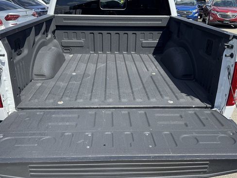 Used 2016 Ford F150 XLT w/ Equipment Group 302A Luxury AWD/4WD image 11