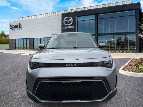 Used 2023 Kia Soul S FWD image 8