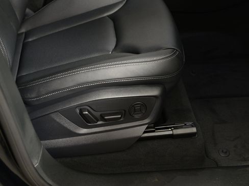 New 2026 Audi Q7 3.0T Premium Plus AWD/4WD image 11