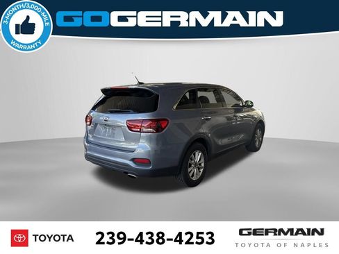 Used 2020 Kia Sorento LX FWD image 9