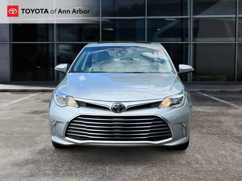 Used 2018 Toyota Avalon XLE Premium w/ Carpet Mat Package FWD image 13