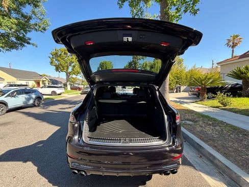 Used 2019 Porsche Cayenne E-Hybrid AWD/4WD image 38
