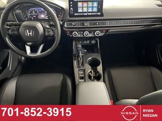 Used 2024 Honda Civic Touring video 2