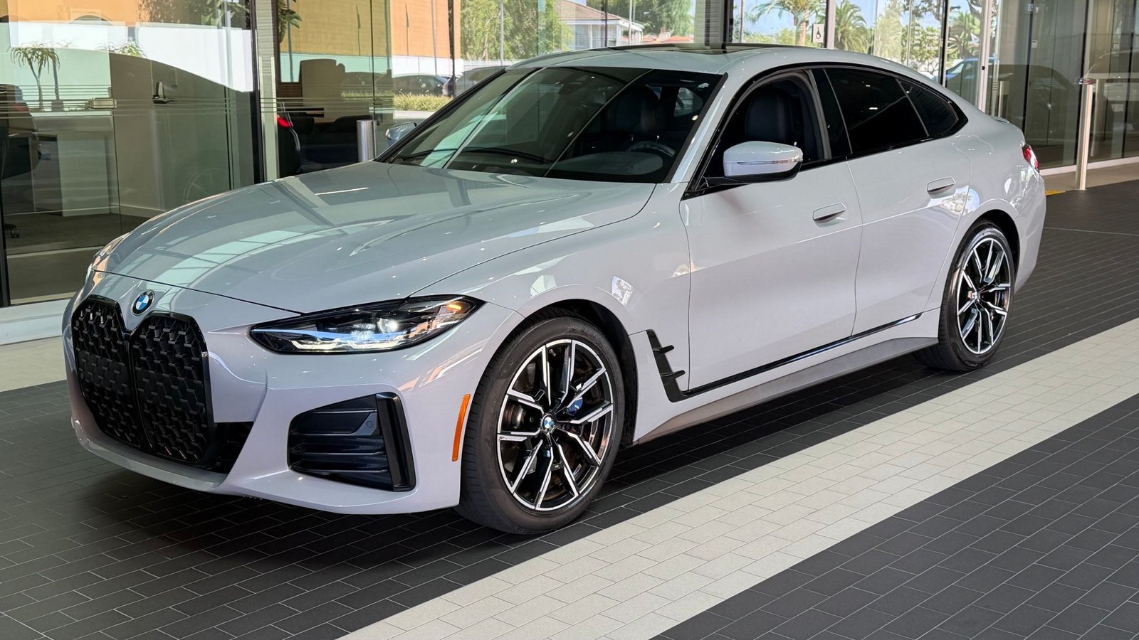 Used 2022 BMW 430i Gran Coupe w/ M Sport Package RWD image 1