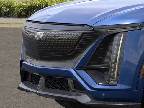 New 2026 Cadillac Lyriq V w/ Exterior Carbon Fiber Package image 13