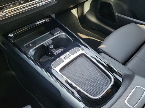Used 2026 Mercedes-Benz GLB 250 image 22