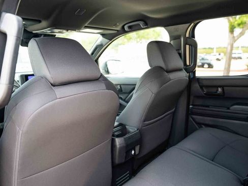 New 2026 Toyota Tacoma SR5 AWD/4WD image 18