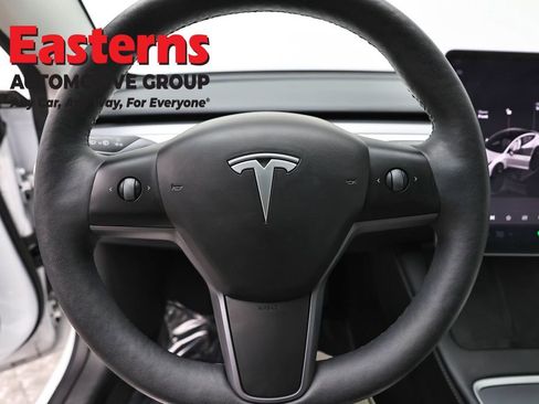 Used 2023 Tesla Model 3 Standard Range RWD image 10