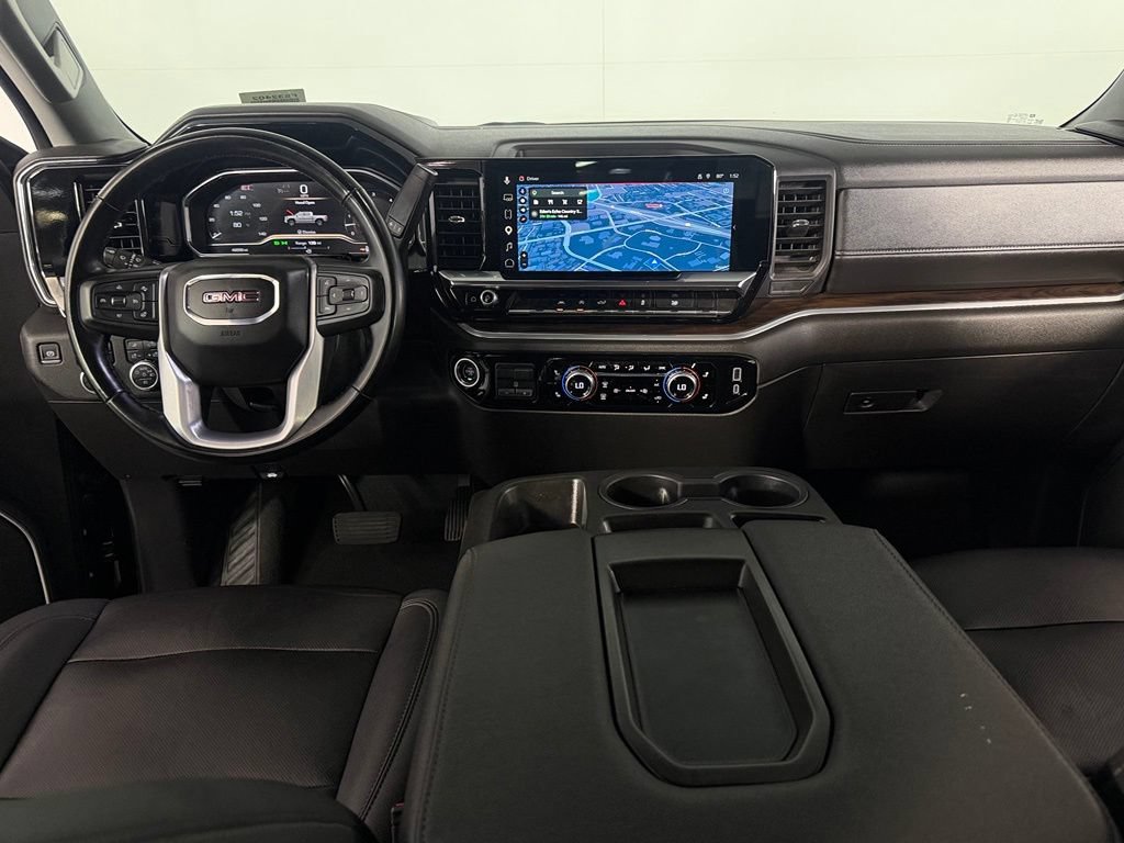 Used 2025 GMC Sierra 1500 SLT AWD/4WD image 16