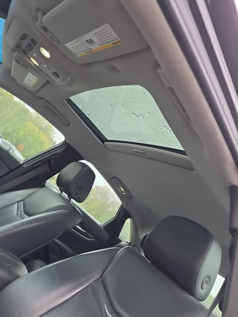 Used 2015 Cadillac XTS Luxury FWD image 8