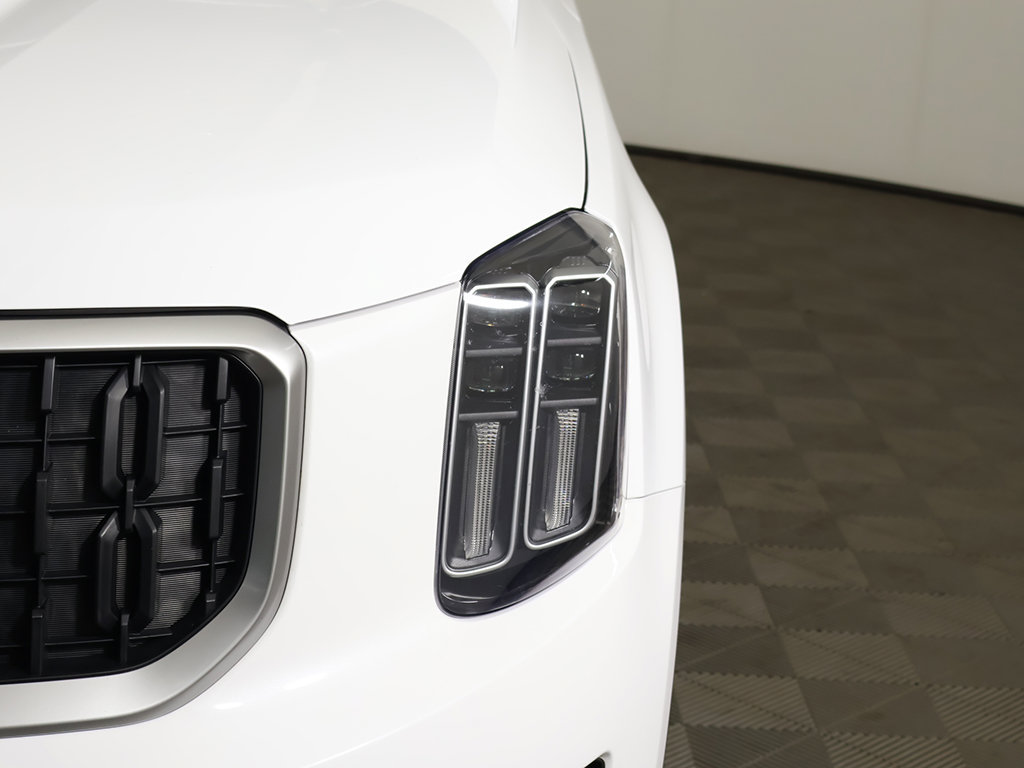 Certified 2025 Kia Telluride EX AWD/4WD image 17