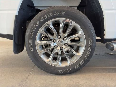 Used 2023 RAM 1500 Laramie image 10