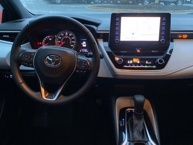 Used 2021 Toyota Corolla SE FWD image 8