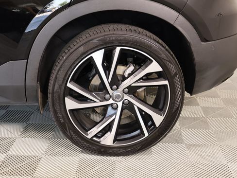 Used 2022 Volvo XC40 T5 R-Design w/ Advanced Package AWD/4WD image 20