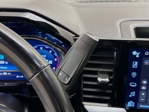 Used 2024 Chevrolet Silverado 2500 LT w/ Convenience Package image 18