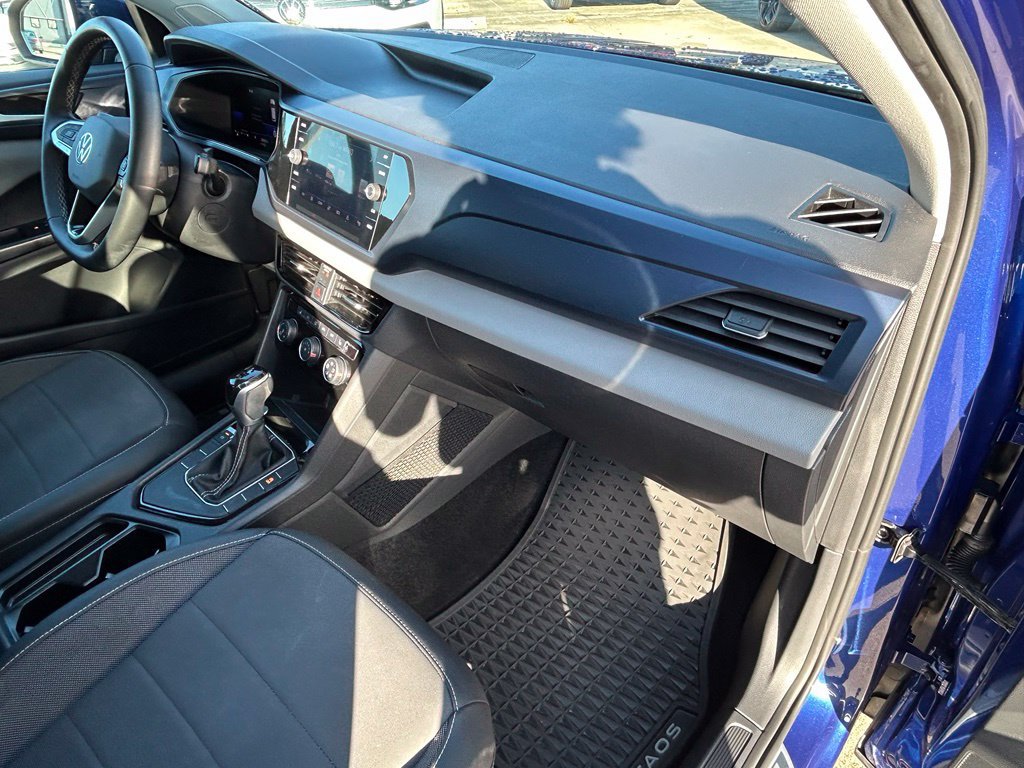 Certified 2023 Volkswagen Taos SE FWD image 37