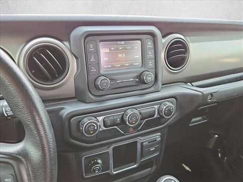 Used 2020 Jeep Gladiator Sport AWD/4WD image 14