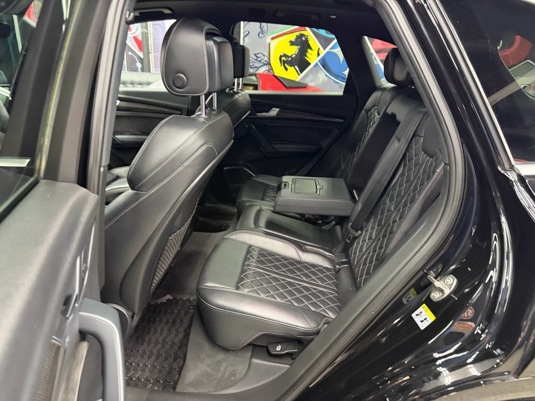 Used 2018 Audi SQ5 Premium Plus w/ Navigation Package AWD/4WD image 13