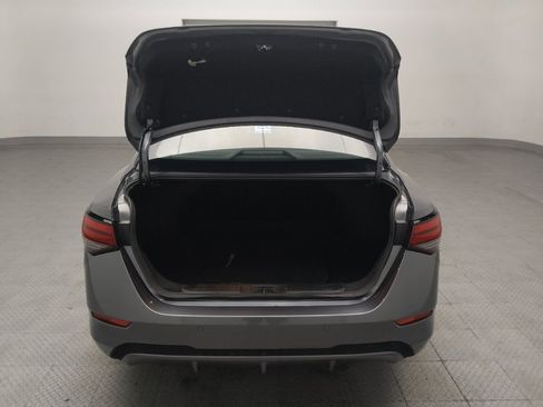 Used 2025 Nissan Sentra SV FWD image 29
