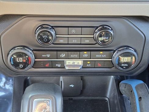 Certified 2024 Ford Bronco Wildtrak image 25