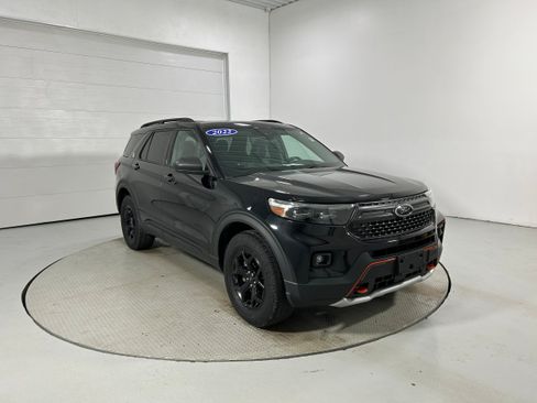 Used 2022 Ford Explorer Timberline AWD/4WD image 3