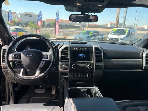 Used 2020 Ford F450 Platinum w/ FX4 Off-Road Package AWD/4WD image 11
