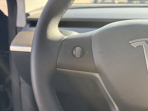 Used 2021 Tesla Model 3 Long Range image 14