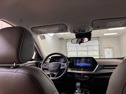 New 2026 Chevrolet Trax ACTIV FWD image 21